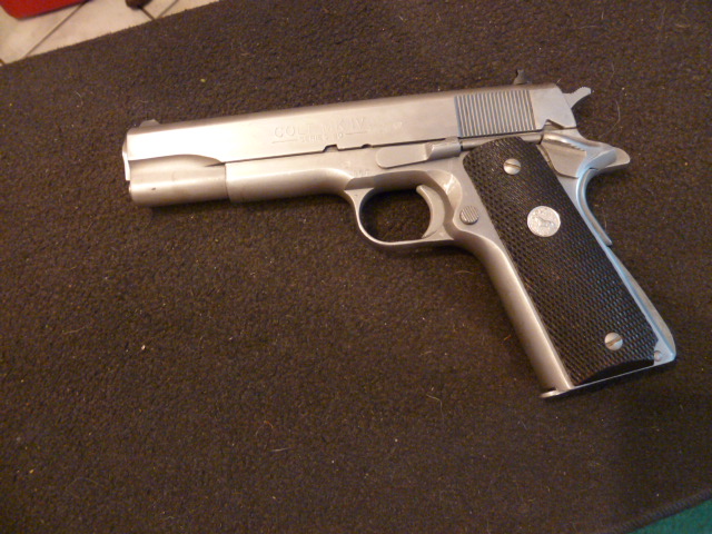 Colt 1911 cal 45 acp , MK IV