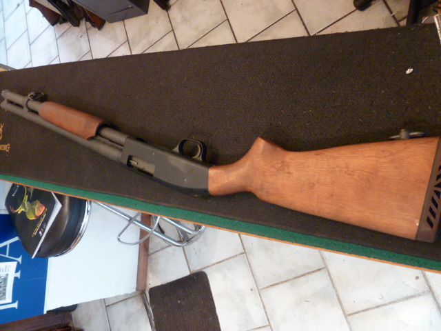 Fusil à pompe Mossberg 500 ATP cal 12/76