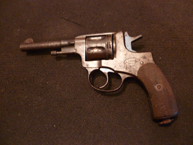 Revolver Nagant