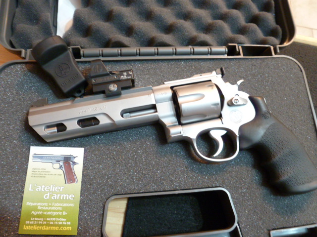 Smith Wesson 629 COMPETITOR cal 44 mag ( état proche du neuf )